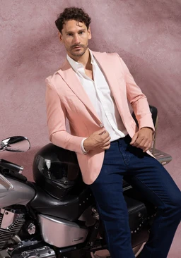Model-blazer.5_9c92731f-6061-427b-8221-432a1c18e89f