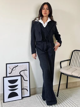 black-pinstripe-suit-blazer-655248
