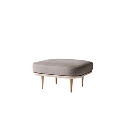 Delany_Pouf