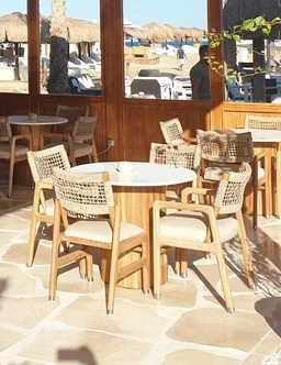 OrtigaRoundDiningTable
