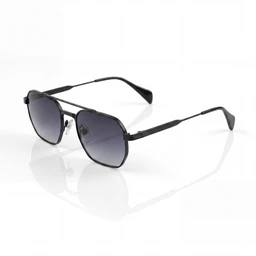 Sunglasses_product_image_generation_4K_202608170201