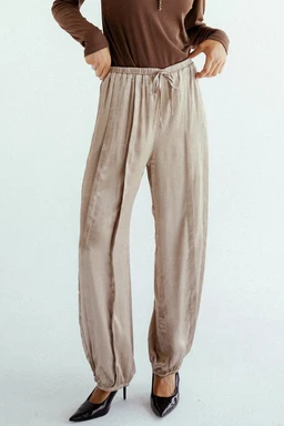 satin-glow-pants-gold-ab-essentials-1436071