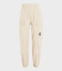 467710d807a44690a2052aa650272e01-ib0ib01675-beige-1