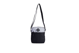 front_168da64a-bbf0-4921-9289-724314d39d6d