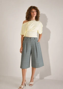 buttercupteefront_68c682dd-5825-4fdb-a75e-31368c0ce1fc