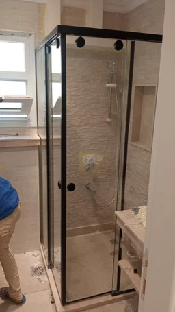 Shower Room & Door
