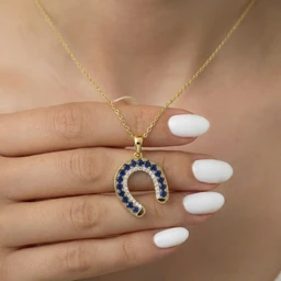 Horseshoe-Necklace