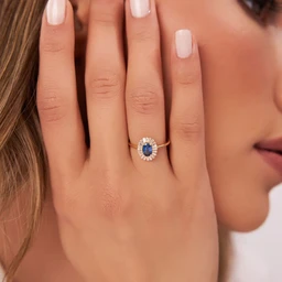 Oval-Sapphire-Ring-4