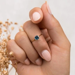 Round-London-Blue-Topaz-5mm-ring-1