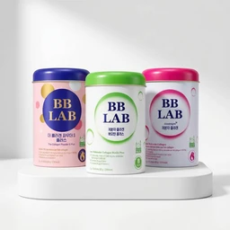 - Product: A set of BB Lab collagen powder containers arranged on a white display stand (three jars with different colored lids: blue, green, and pink). 
- Audience and styling: Appears unisex, targeting adults with a clean, clinical aesthetic. 
- Notable attributes: White jars with colorful lids and matching label accents; pastel-toned logo area, text in multiple languages, and a compact, cylindrical packaging style suitable for dietary supplement labeling.