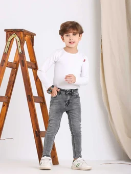 2031SkinnyGreyJeansBoys_1