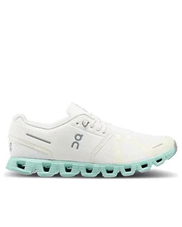 on-shoes-white-Cloud-5-Undyed-Creek_1