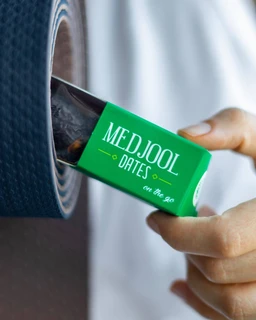 on_the_go_medjools_1